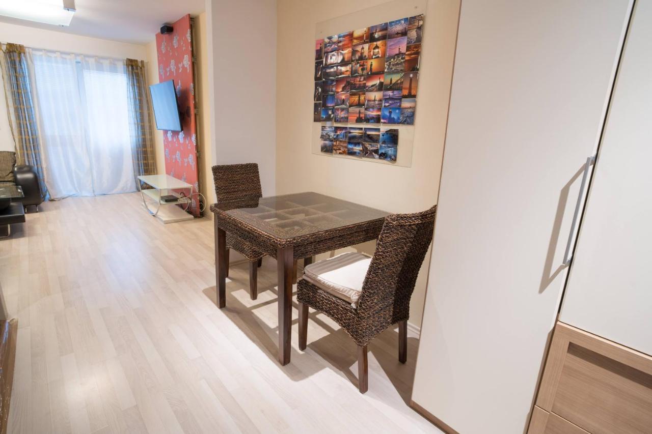Apartment Vodni With Parking Brno Exterior foto