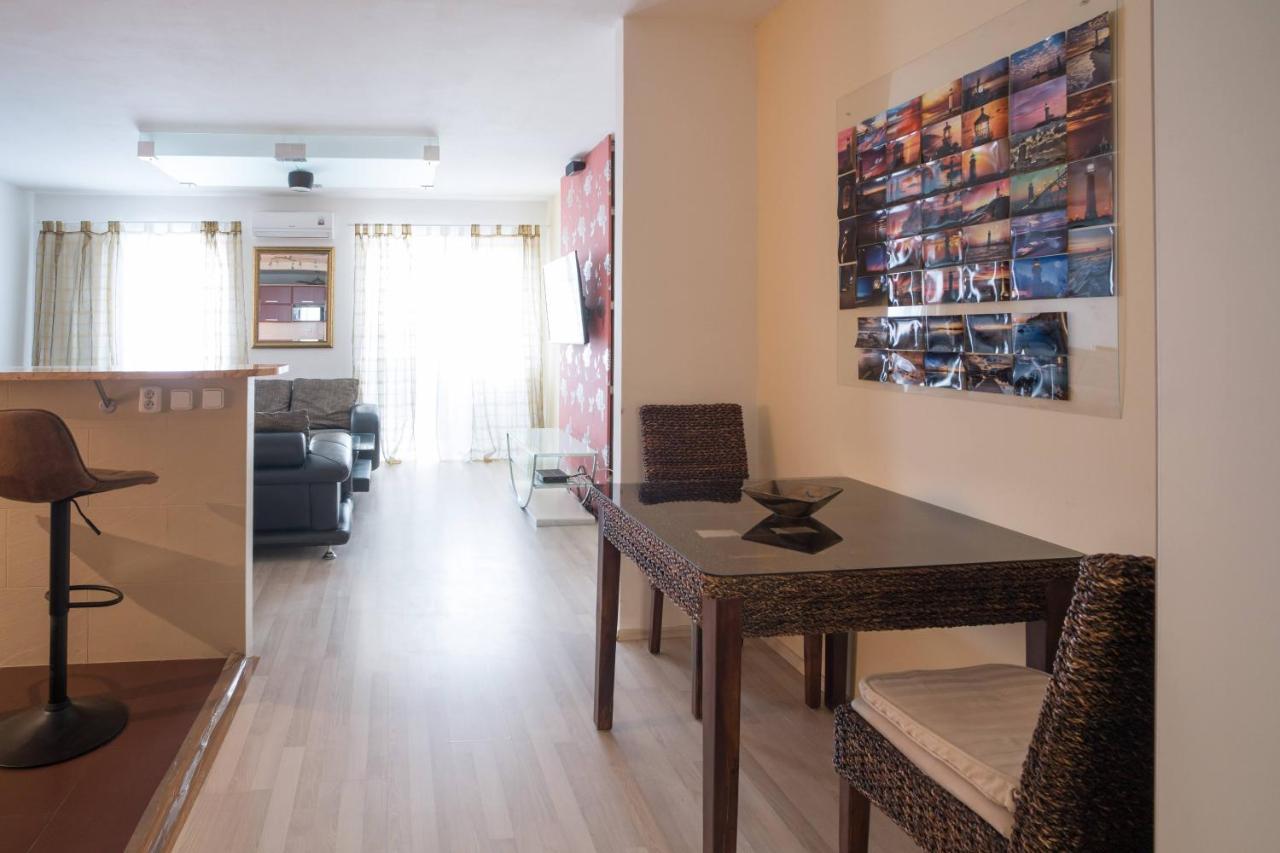 Apartment Vodni With Parking Brno Exterior foto